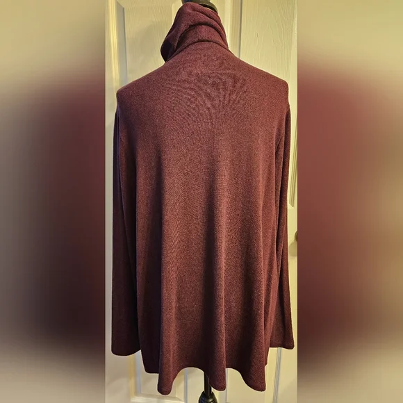 Lane Bryant Turtleneck - Picture 2 of 3